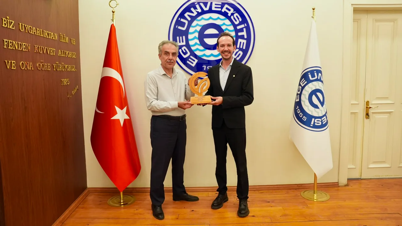 Eu Personeli Semih Beceren Sessiz Ciglik Ile Turkiye Birincisi Oldu 1 Yenibakishaber