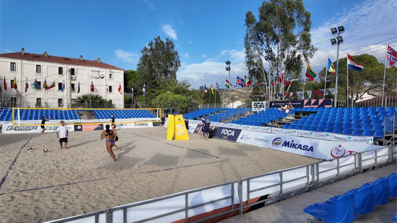 Foca Pslaj Voleybolu2 Yenibakishaber