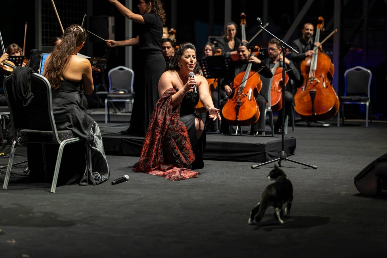 Izmir Oda Orkestrasindan Sezona Ozel Acilis Yenibakishaber (2)