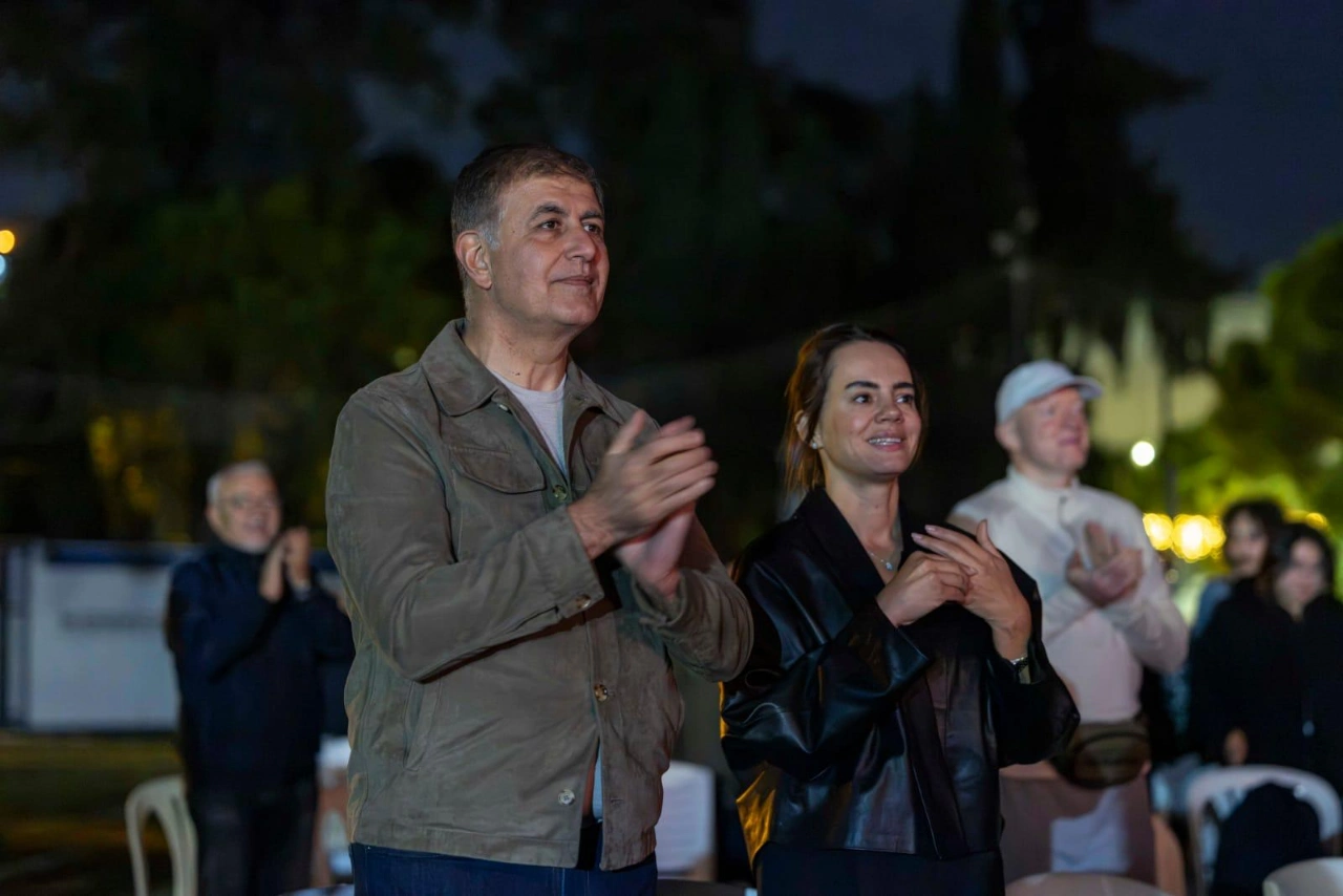Izmir Oda Orkestrasindan Sezona Ozel Acilis Yenibakishaber