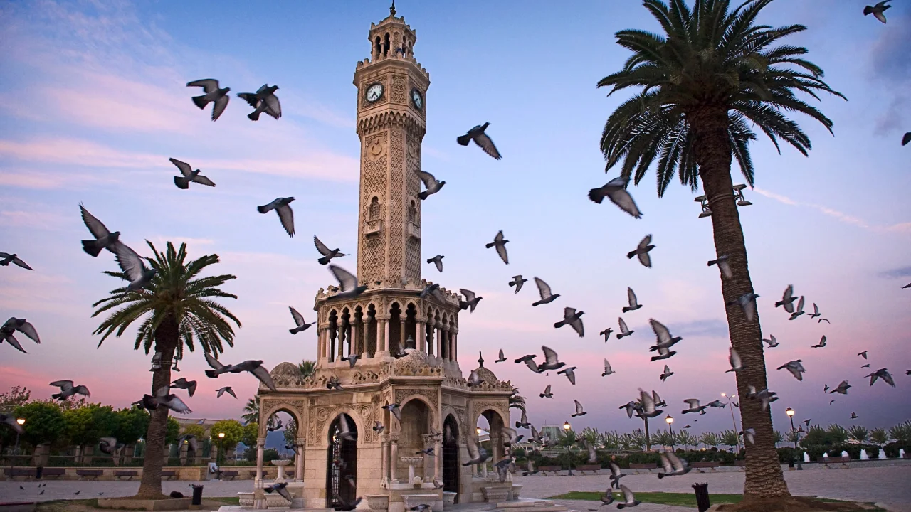 Izmir Saat Kulesi Hakkinda Bilinmeyenler Iste Tarihi Ve Mimari Ozellikleri Yenibakishaber