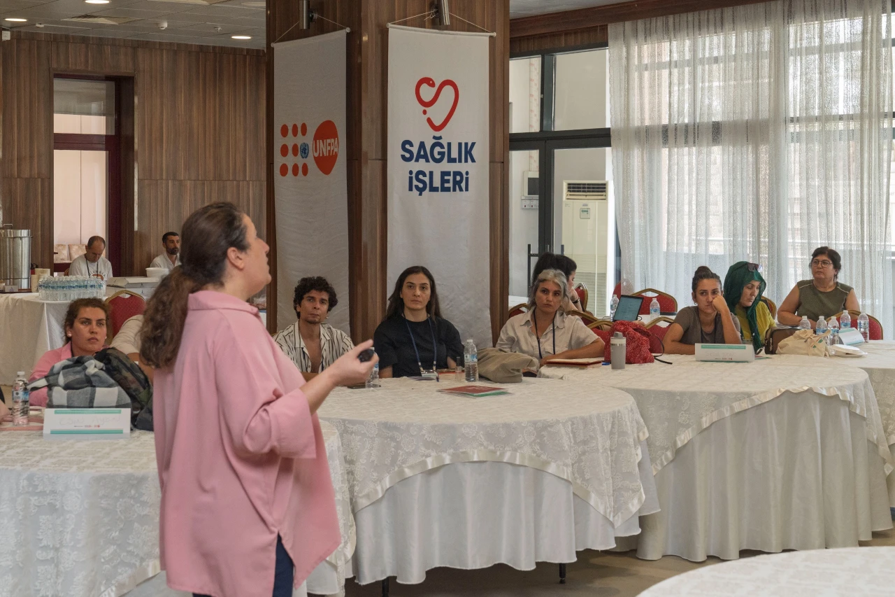 Izmirde Erken Yasta Ve Zorla Evliliklere Karsi Yeni Model Yenibakishaber (1)
