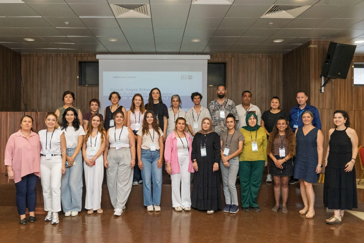 Izmirde Erken Yasta Ve Zorla Evliliklere Karsi Yeni Model Yenibakishaber (2)