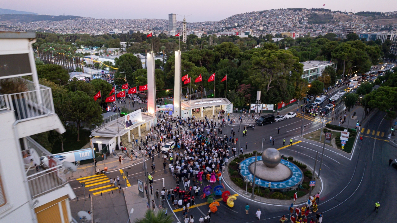İzmir Enternasyonel Fuarı'nda 8'inci gün programı: 12 Eylül 2026 Bugün neler var?