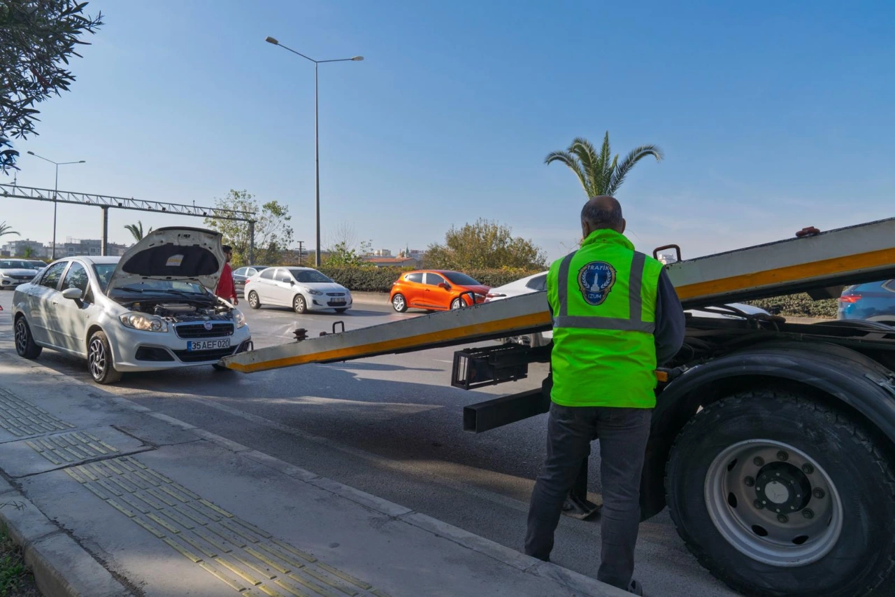 Izmirde Okul Trafigine Izum Onlemi Yenibakishaber (2)