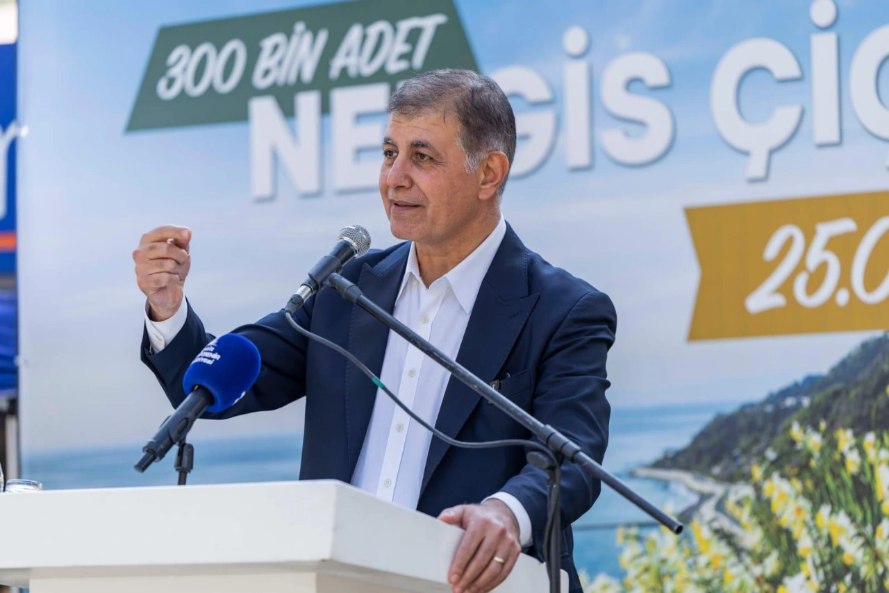 Karaburunun Nergis Uretimine Buyuksehir Destegi Yenibakishaber (2)