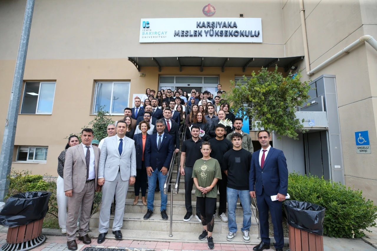 Karsiyaka Meslek Yuksekokulu Yenibakishaber (2)
