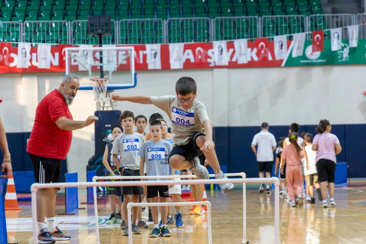 Karşıyaka’nın küçük sporcuları büyük finalde buluştu