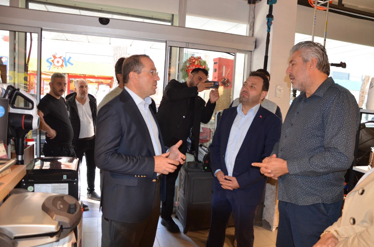 Kirkpinardan Bayindir Ve Tirede Saha Programi Esnafimizin Ve Ciftcimizin Yanindayiz Yenibakishaber (2)