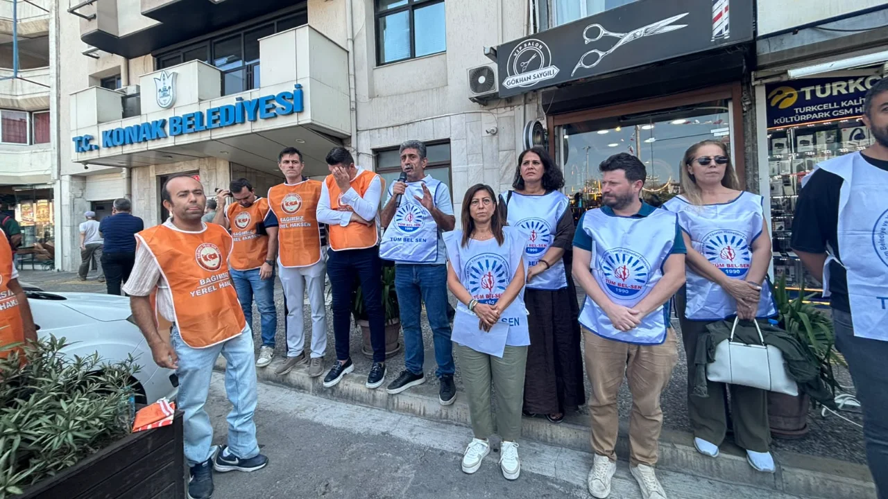 Konak Belediyesi Calisanlari Alacaklari Icin Eylemde (1)
