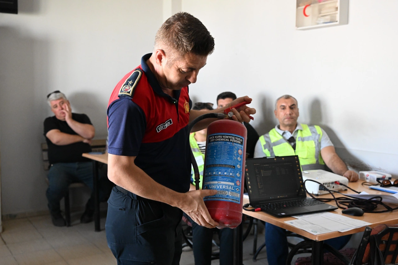 Manisa Buyuksehir Personeli Acil Durumlara Hazirlaniyor Yenibakishaber (1)