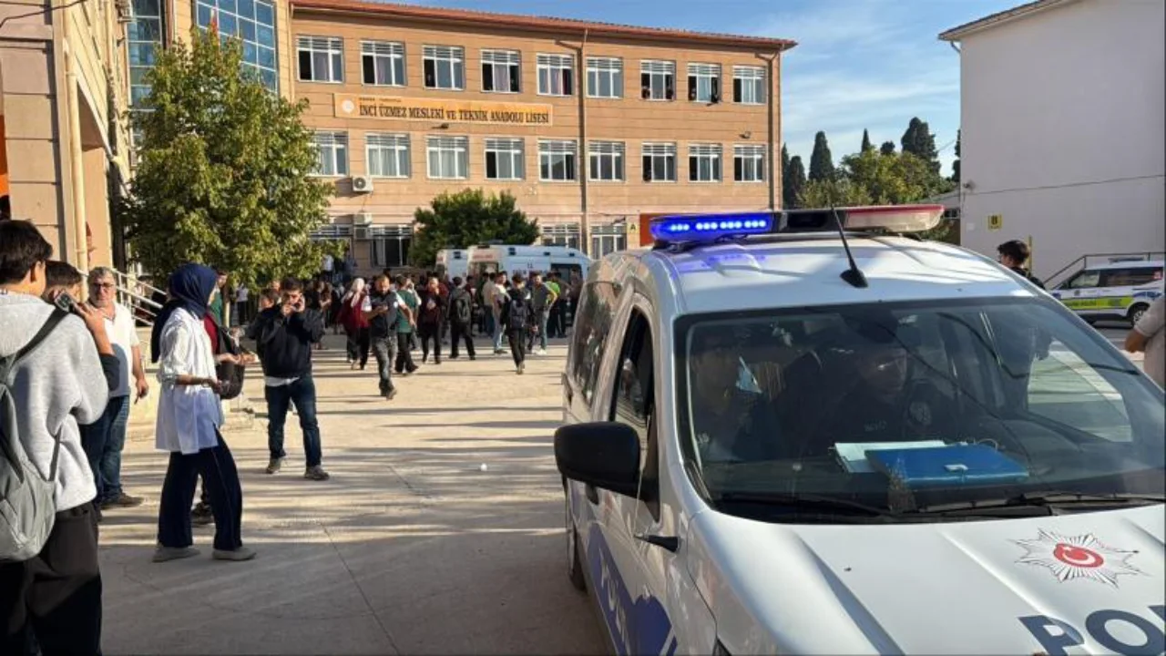 Manisa Da Okula Silahli Saldiri Yenibakishaber