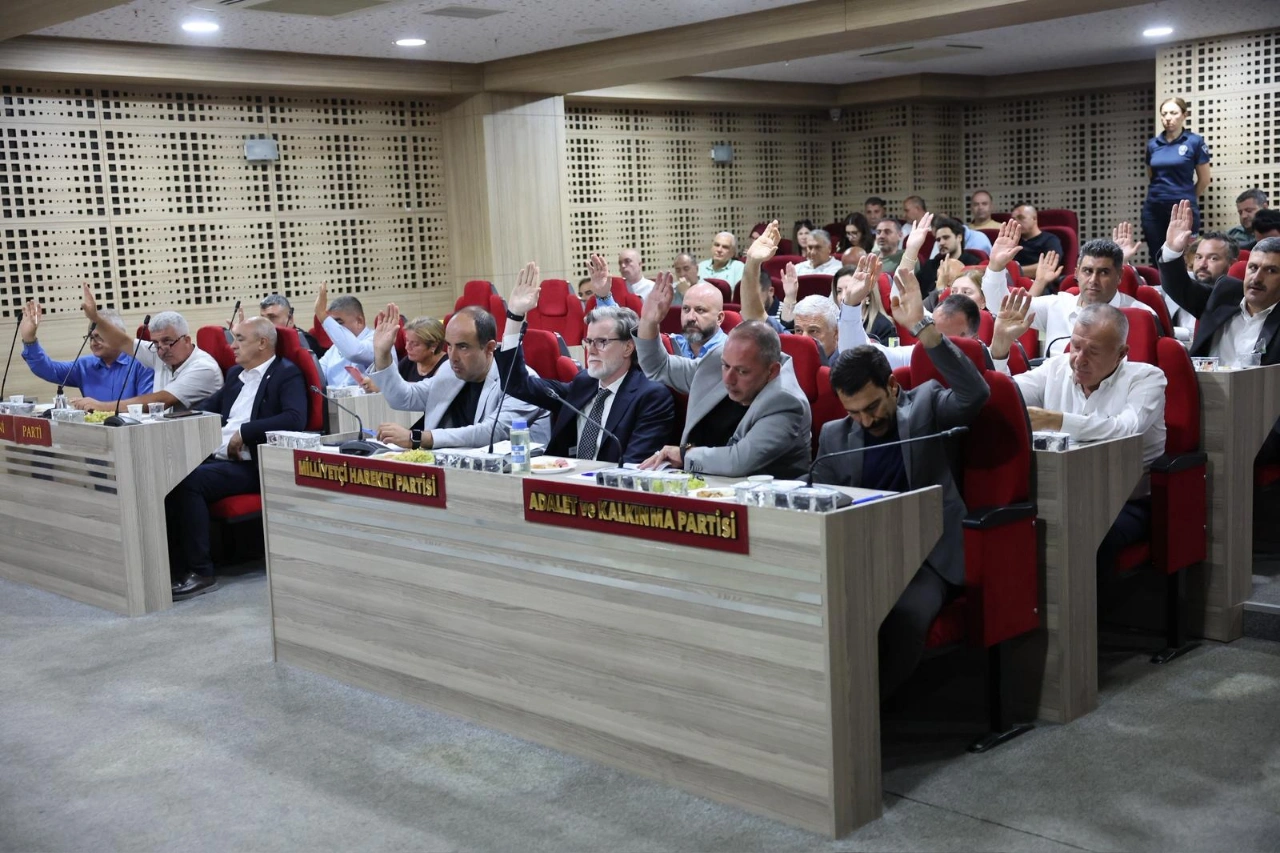 Merhum Baskan Sahinin Ismi Menemende Yasayacak Yenibakishaber