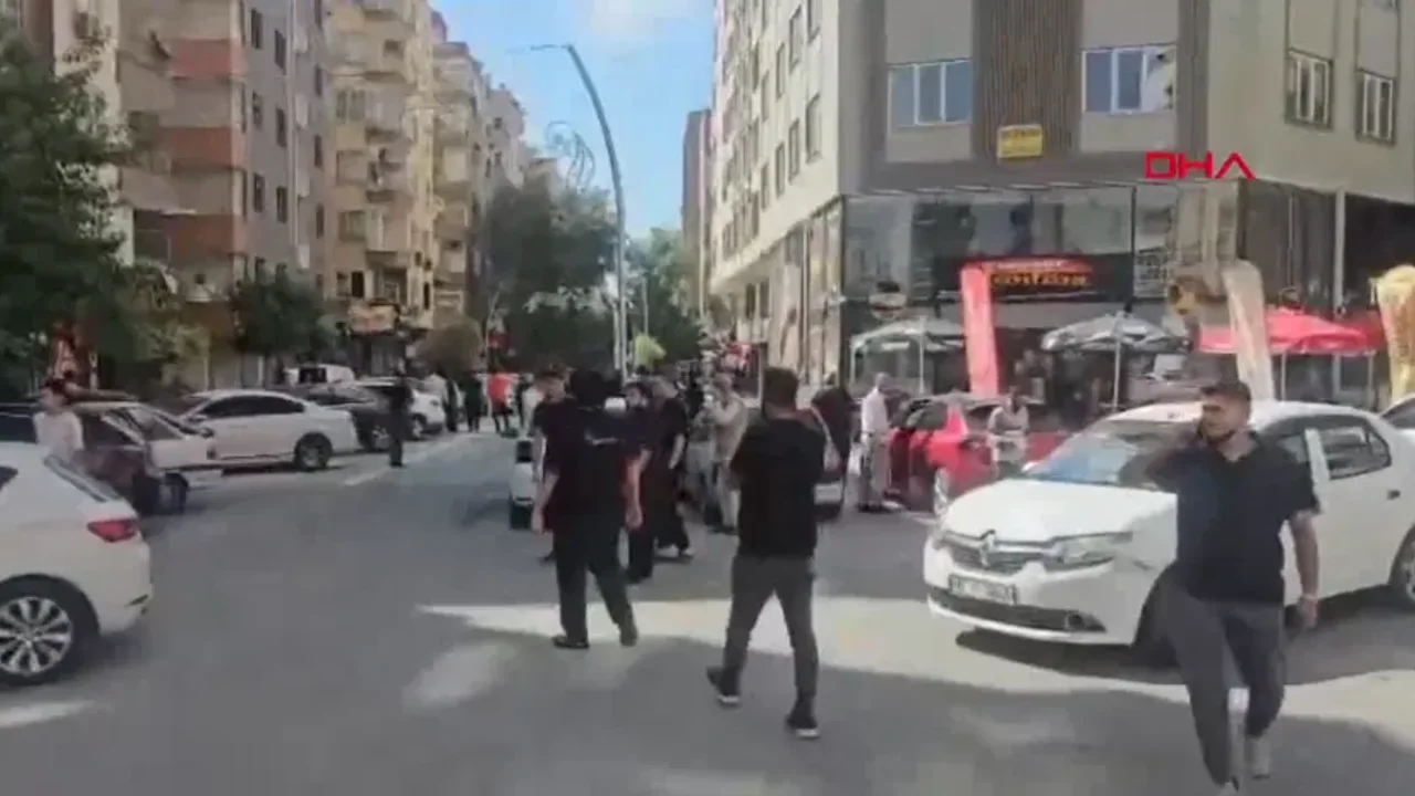 Murat Kurumdan 54Luk Deprem Sonrasi Ilk Aciklama