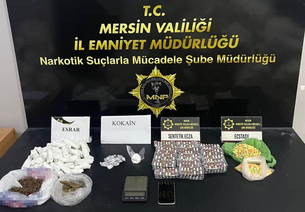Narkotik operasyonu: 257 bin 762 sentetik ecza ele geçirildi