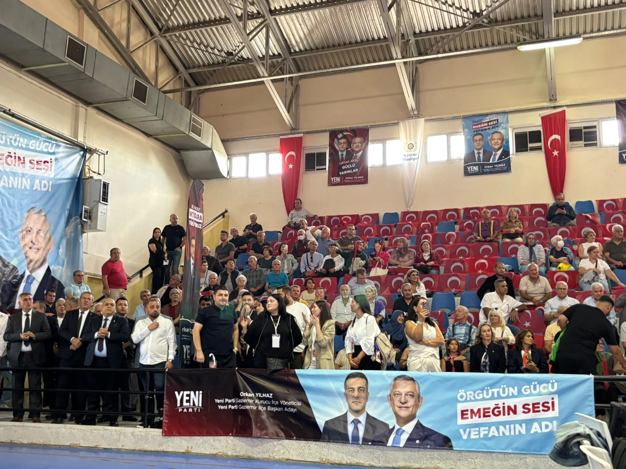 Ozgur Ozel Izmirde Gaziemirde Ilce Baskanligi Secimleri Basladi Yenibakishaber (2)