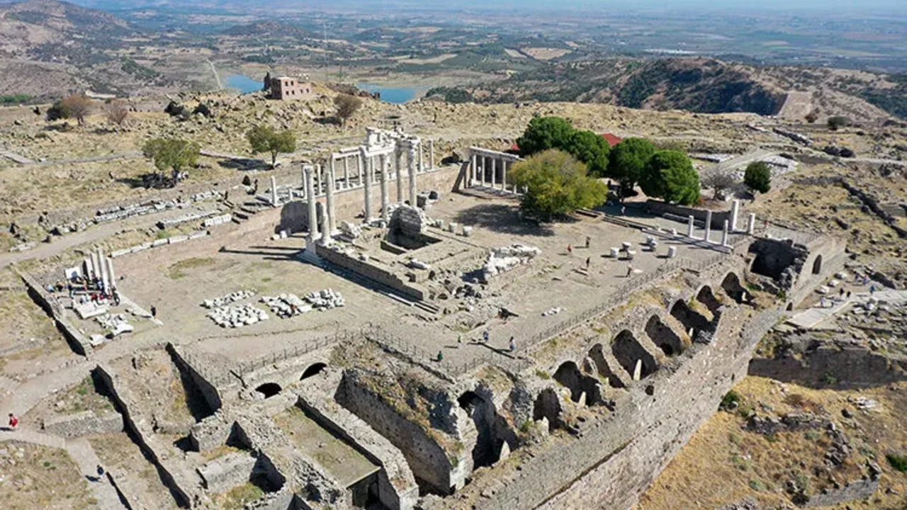 Pergamon Yenibakishaber (1)