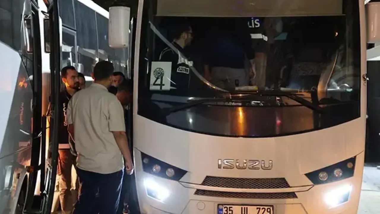 Seferihisar Belediyesine rüşvet operasyonu: 29 tutuklama