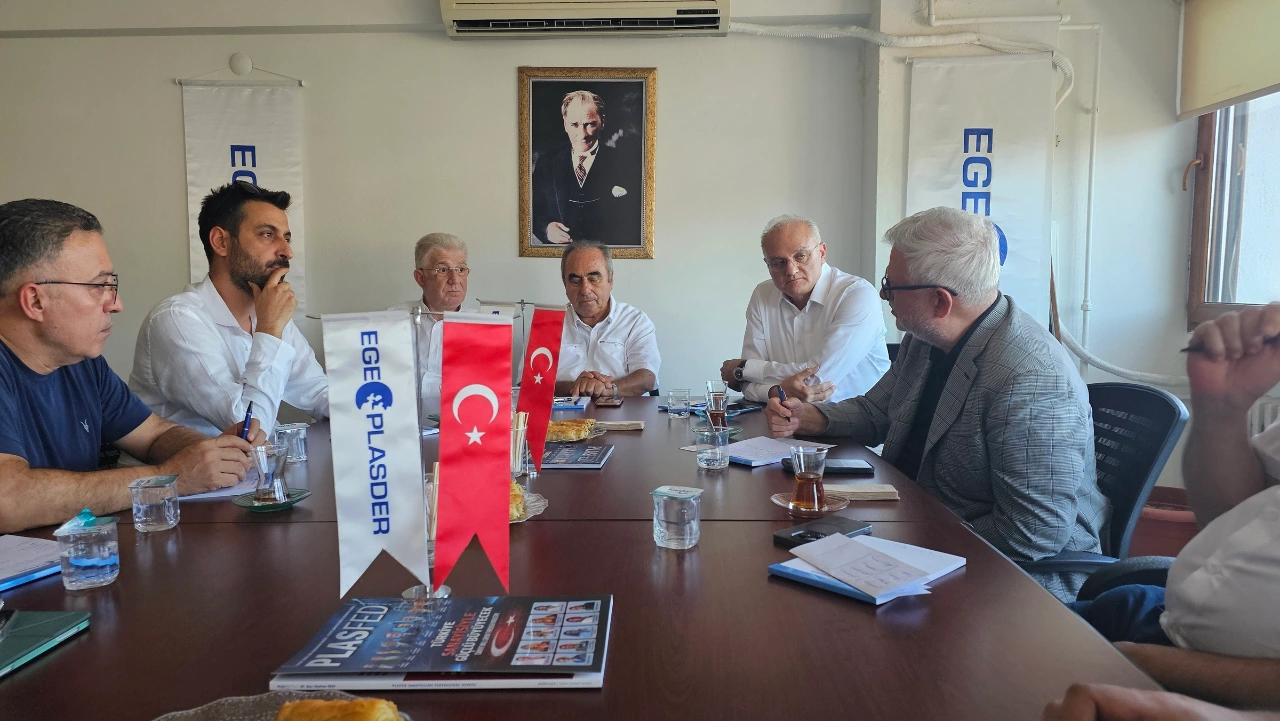 Seracilik Ve Plastik Sektoru Bulustu Hedef 5 Milyon Donum Sera Yenibakishaber (1)