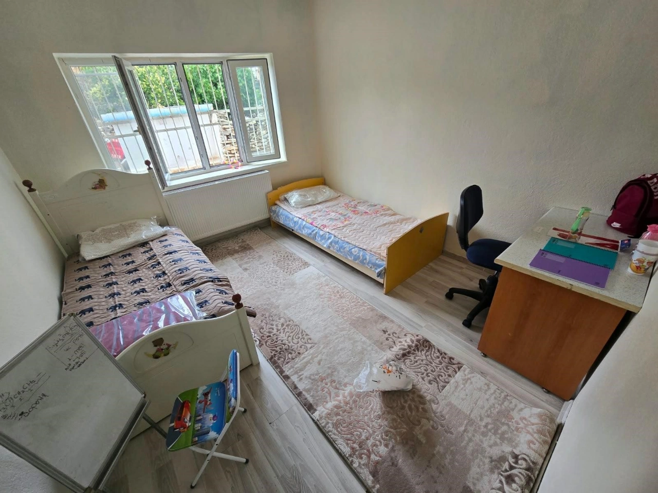 Yanginda Her Seylerini Kaybettiler Sevgi Eli Destek Oldu Yenibakishaber (1)