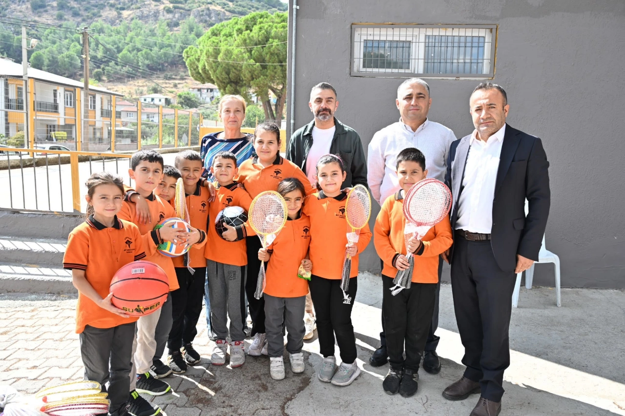 430 Okulun Spor Altyapisina Buyuksehir Destegi Yenibakishaber (1)