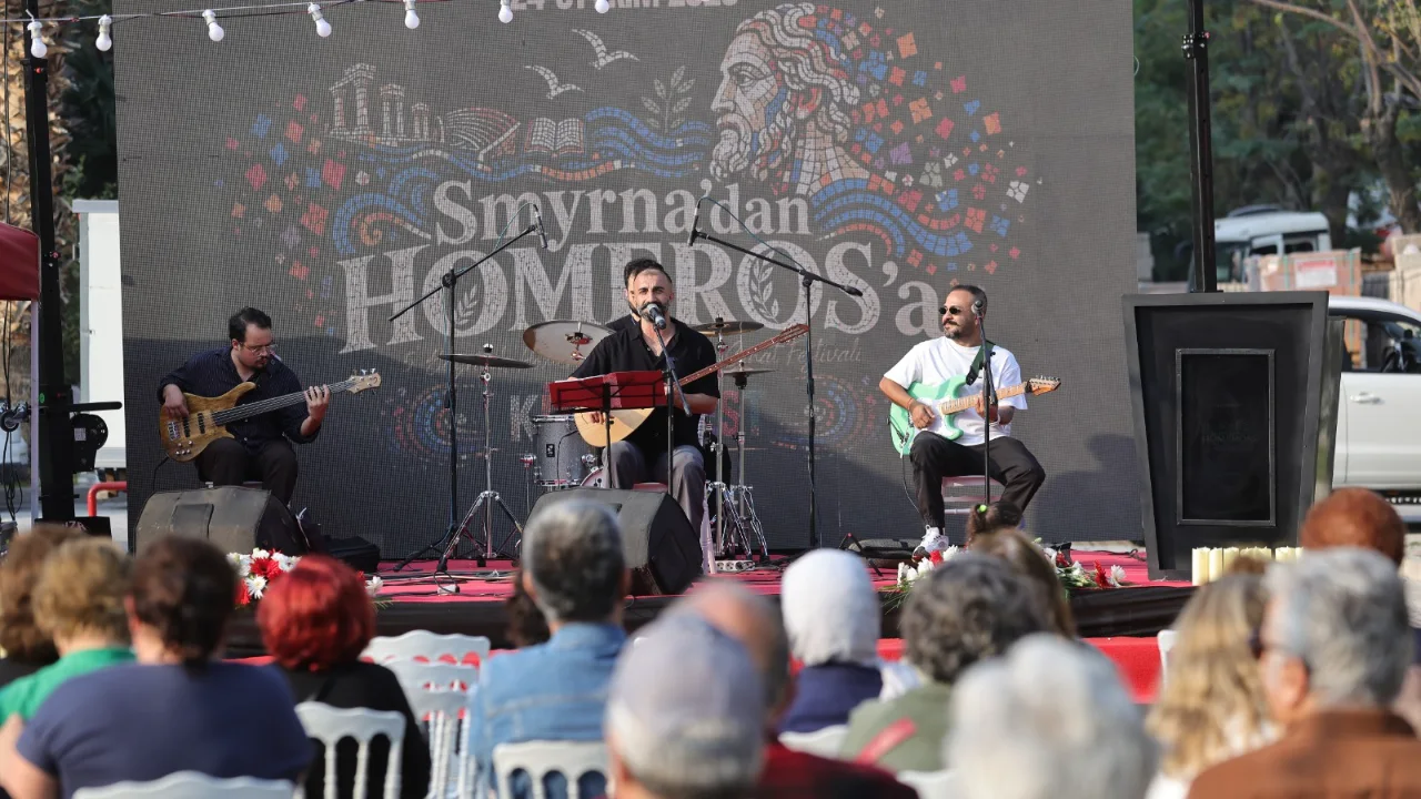 5 Bayrakli Homeros Edebiyat Ve Sanat Festivali Basladi 5 Yenibakishaber