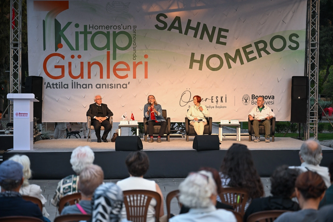 7 Homeros Kitap Gunleri Binlerce Kitapseveri Agirladi Yenibakishaber (2)