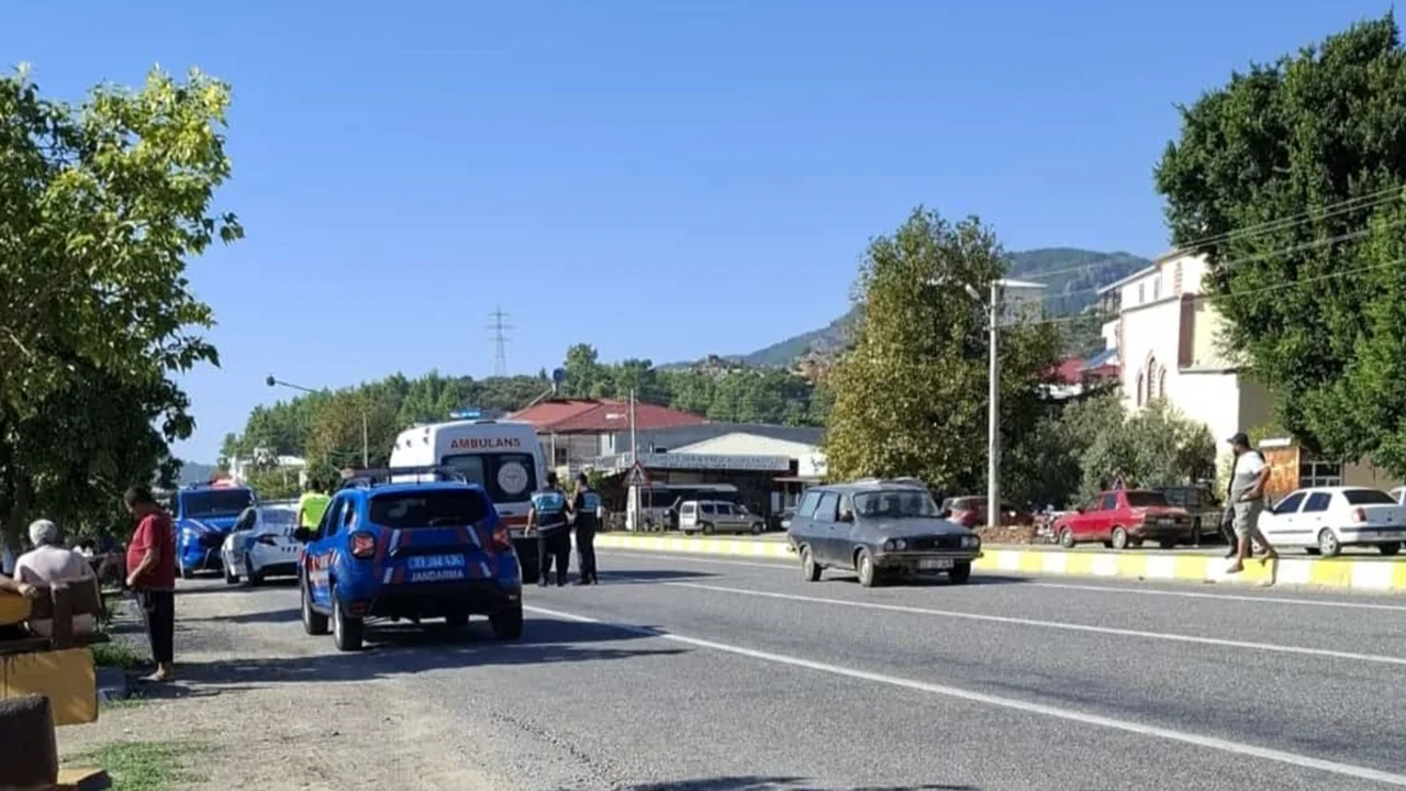 Otomobilin çarptığı 85 yaşındaki yaya tüm müdahalelere rağmen kurtarılamadı