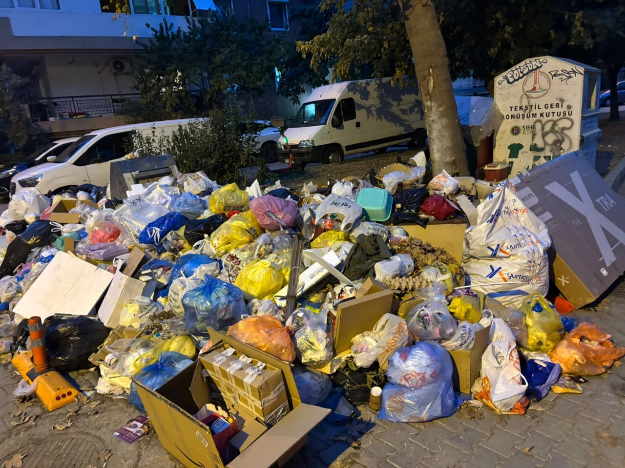 Ak Partili Unal Karsiyaka Nin Kaderi Cop Yiginlari Olamaz Yenibakishaber (2)