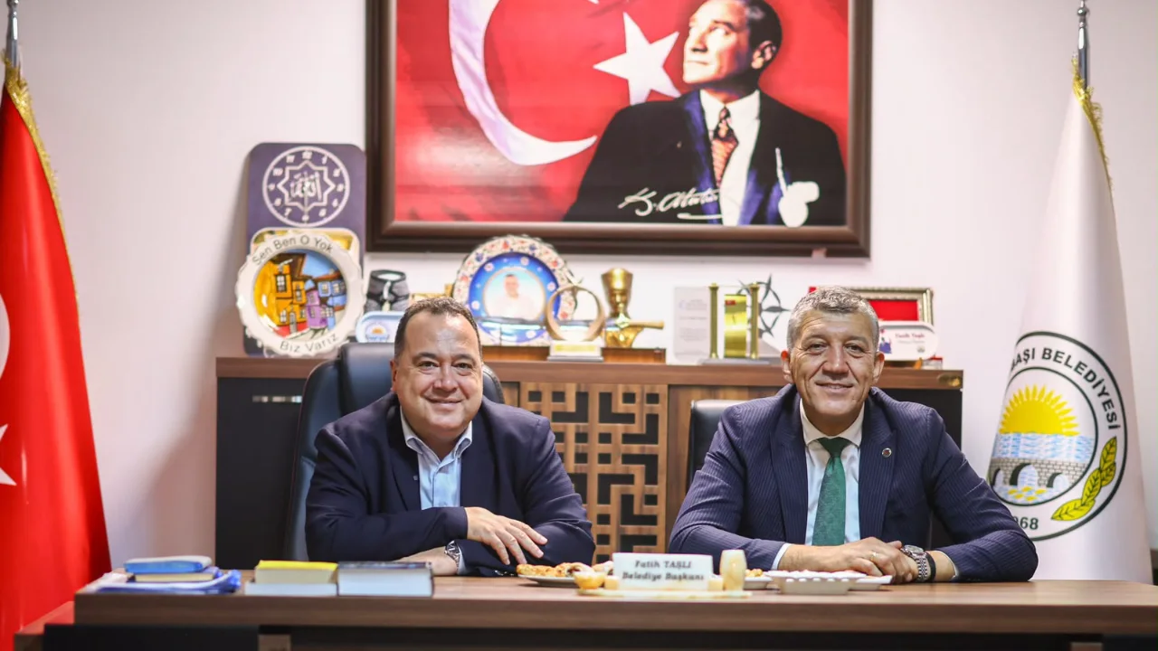 Baskan Dutlulu Koprubasili Muhtarlarla Bir Araya Geldi 4 Yenibakishaber