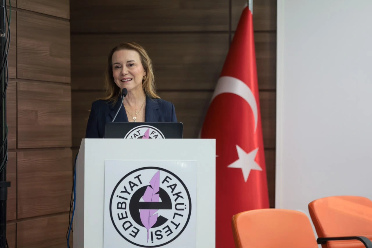 Baskan Mutlu Konak In Direncli Kent Vizyonunu Uluslararasi Konferansta Anlatti Yenibakishaber (1)