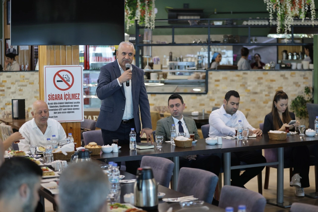 Bayraklida 15 Spor Kulubune 3 Milyon Liralik Destek Yenibakishaber