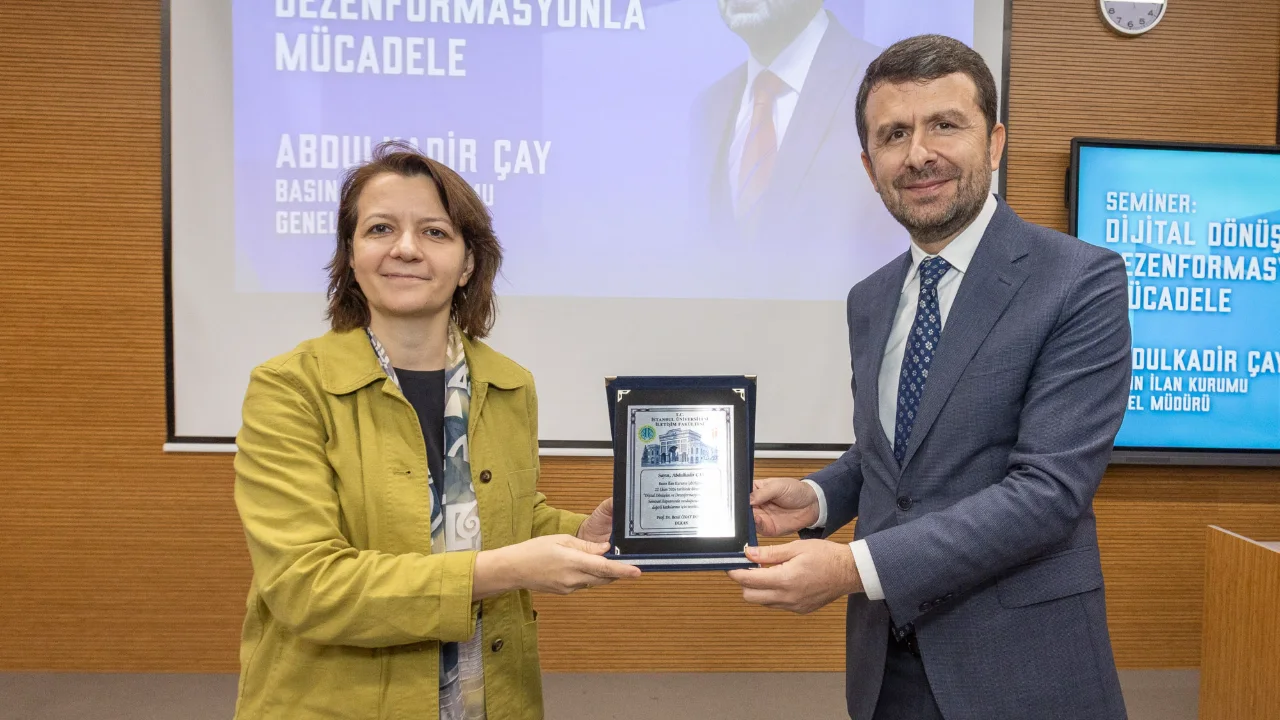 Bik Genel Muduru Cay Istanbul Universitesi Ogrencileriyle Bulustu Yenibakishaber (1)