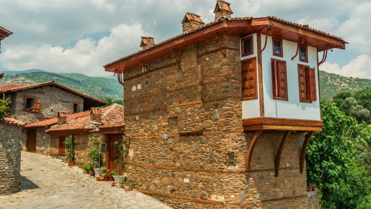 Birgi Koyu Osmanlidan Kalan Tarihi Doku1 Yenibakishaber