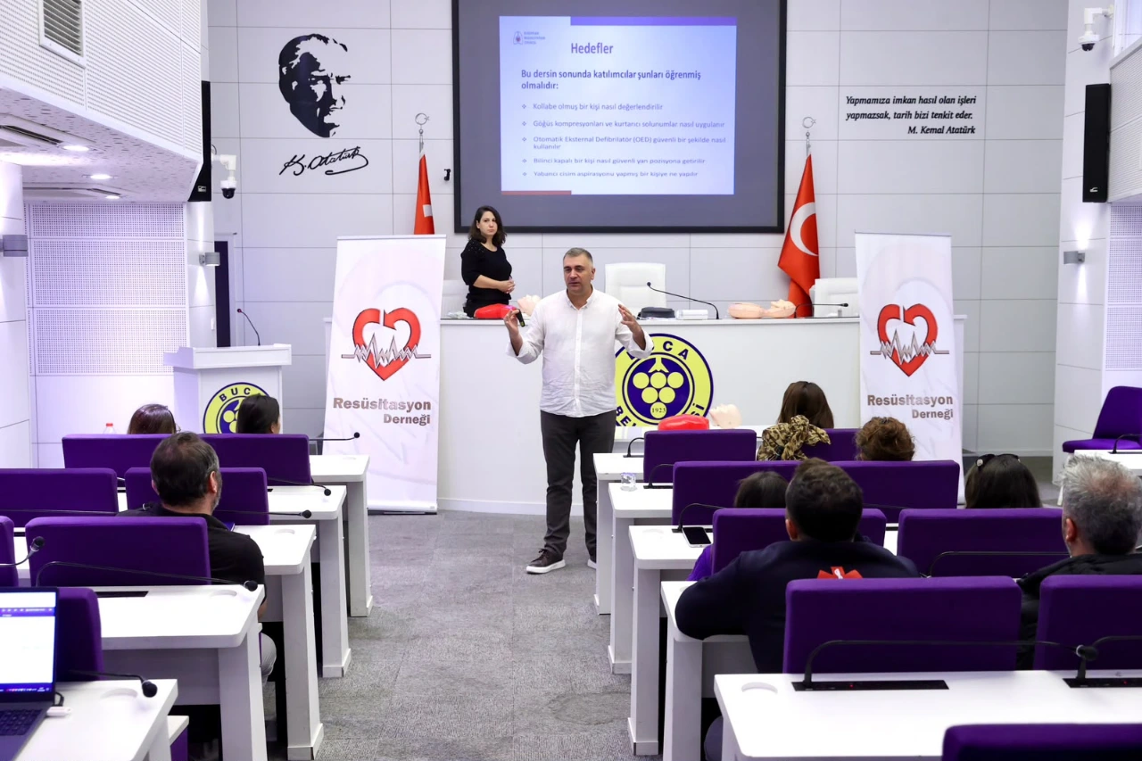 Buca Belediyesi Personeline Hayat Kurtaran Egitim Yenibakishaber (1)