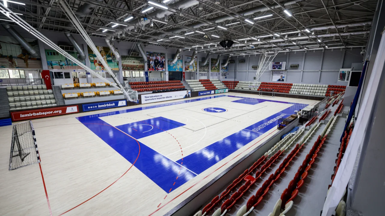 Celal Atik Spor Salonu Fiba Standartlarina Yenilendi Yenibakishaber