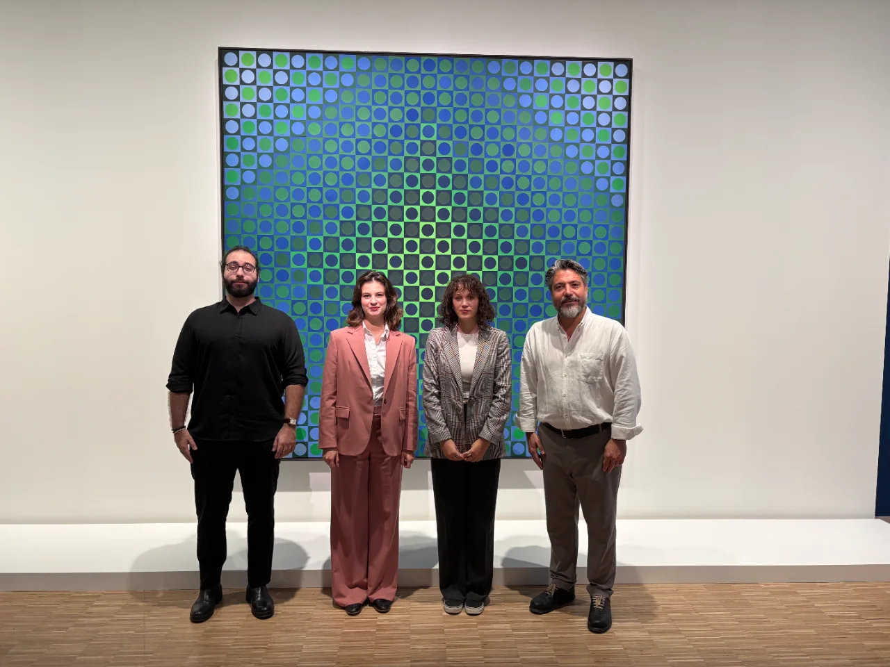Centre Pompidou Koleksiyonu Ndan 83 Eser Izmir De Lumina Renk Ve Isik Sanati Yenibakishaber (1)