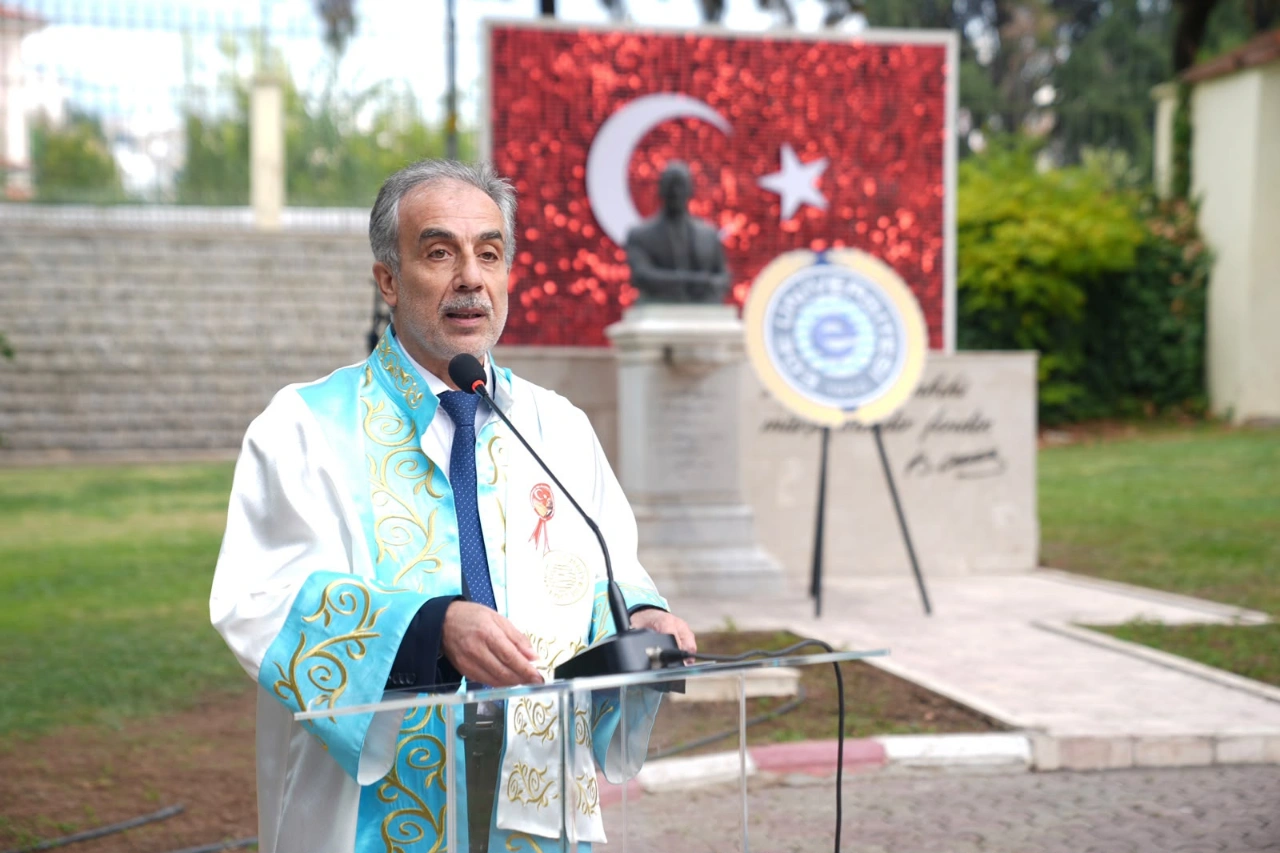 Ege Universitesi Nde Cumhuriyet In 103 Yenibakishaber (1)