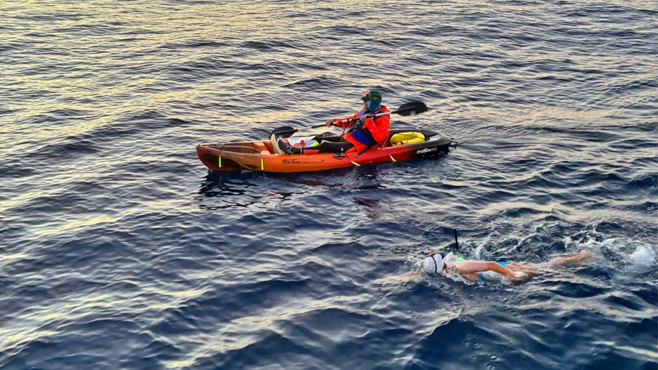 En Tehlikeli Okyanus Sularinda En Genc Turk Yenibakishaber (2)