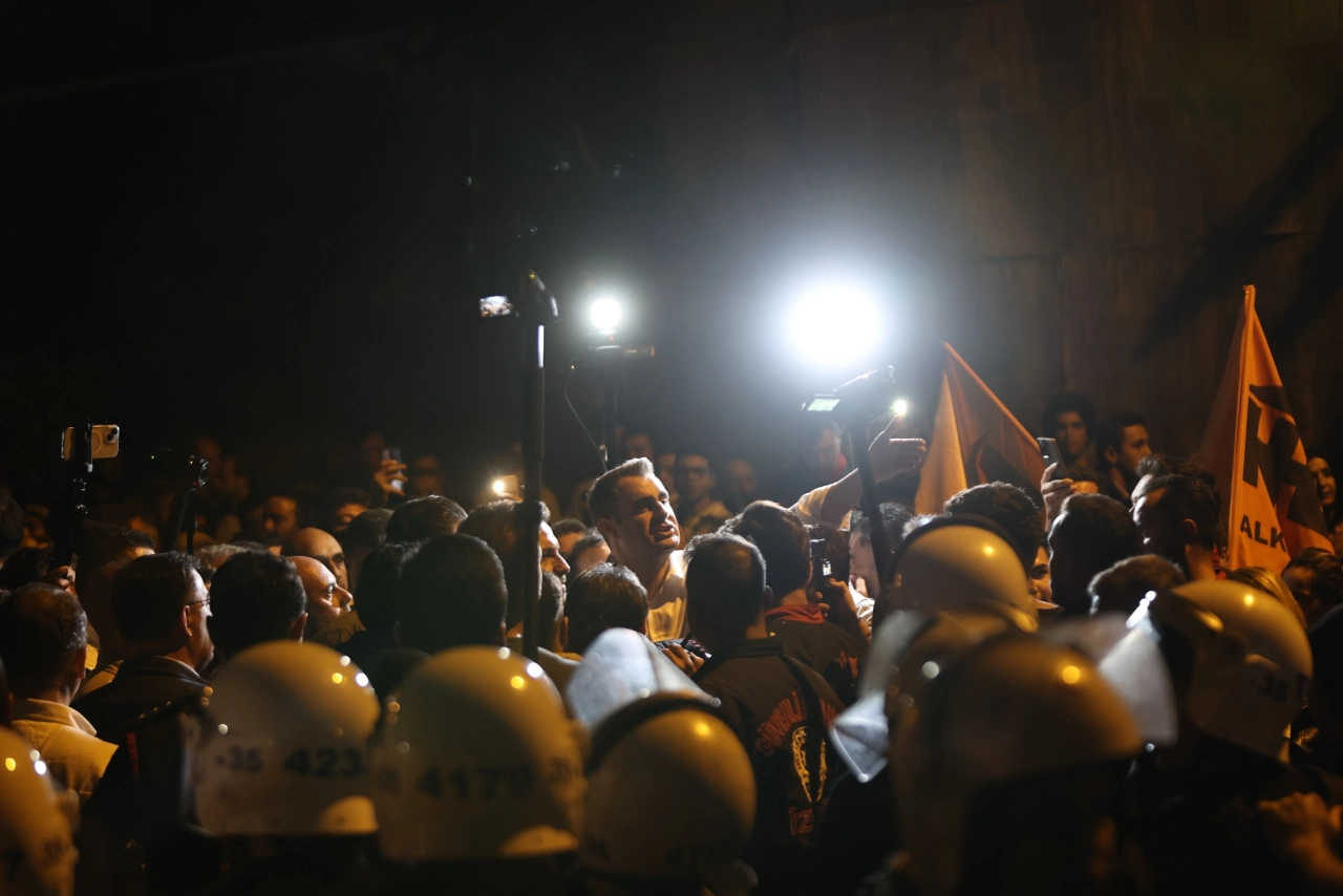 Guc Duyurdu Cemil Tugay Istifa Edene Kadar Eylemler Surecek Yenibakishaber (1)