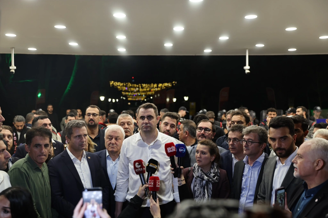 Guc Duyurdu Cemil Tugay Istifa Edene Kadar Eylemler Surecek Yenibakishaber