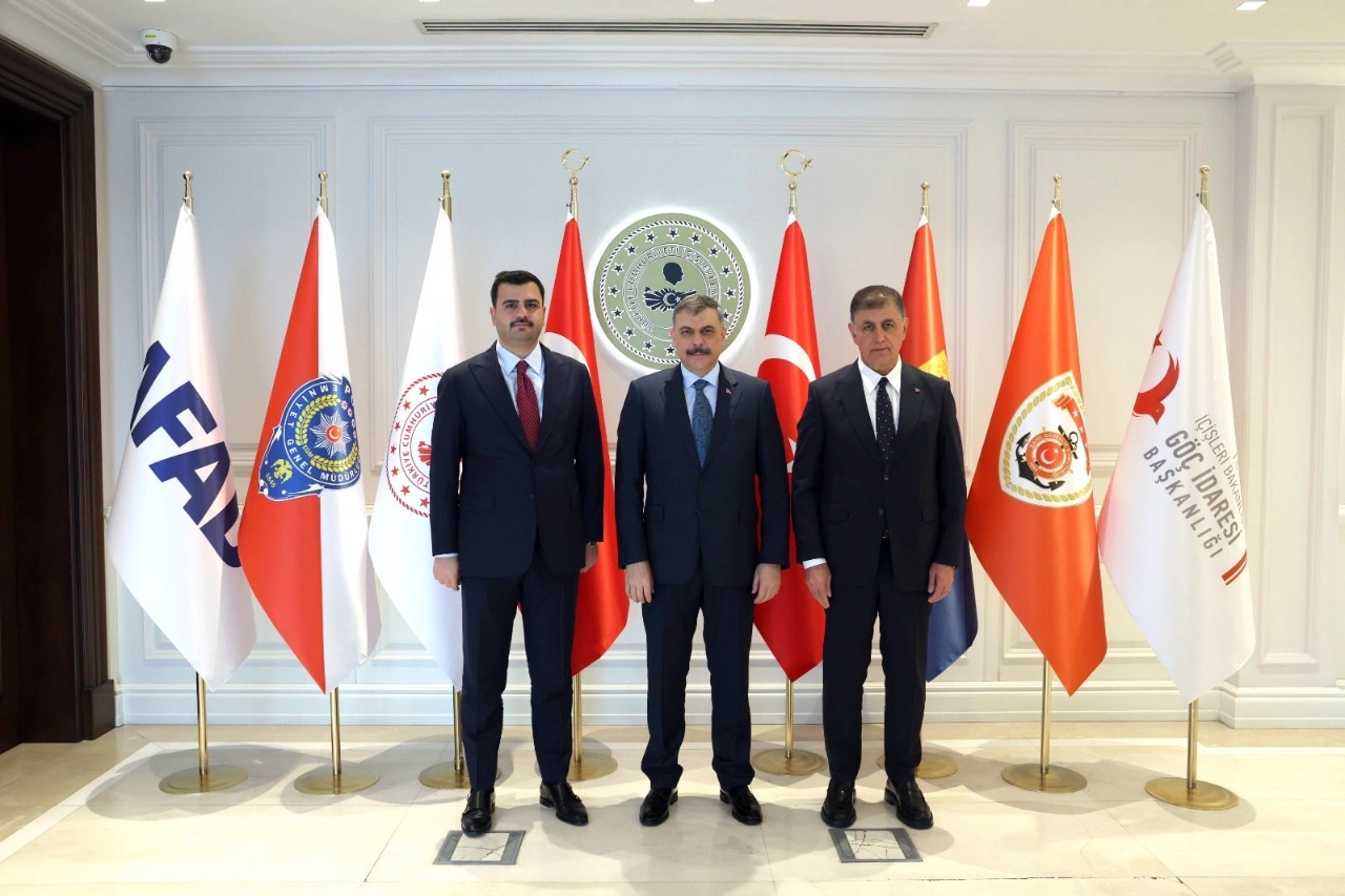 Icisleri Bakanligi Nda Izmir Zirvesi Yenibakishaber (1)