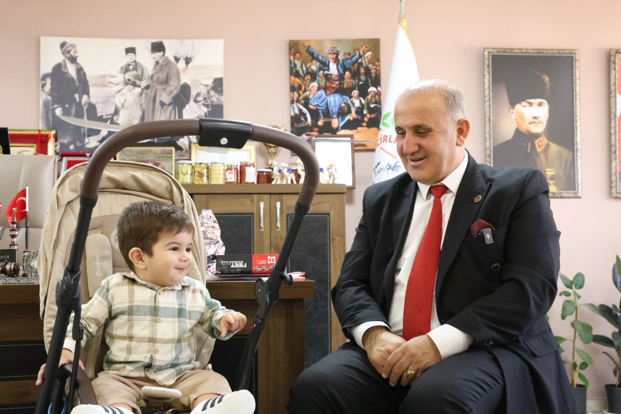 Incirliova Da Minik Teoman In Umut Veren Hikayesi Yenibakishaber
