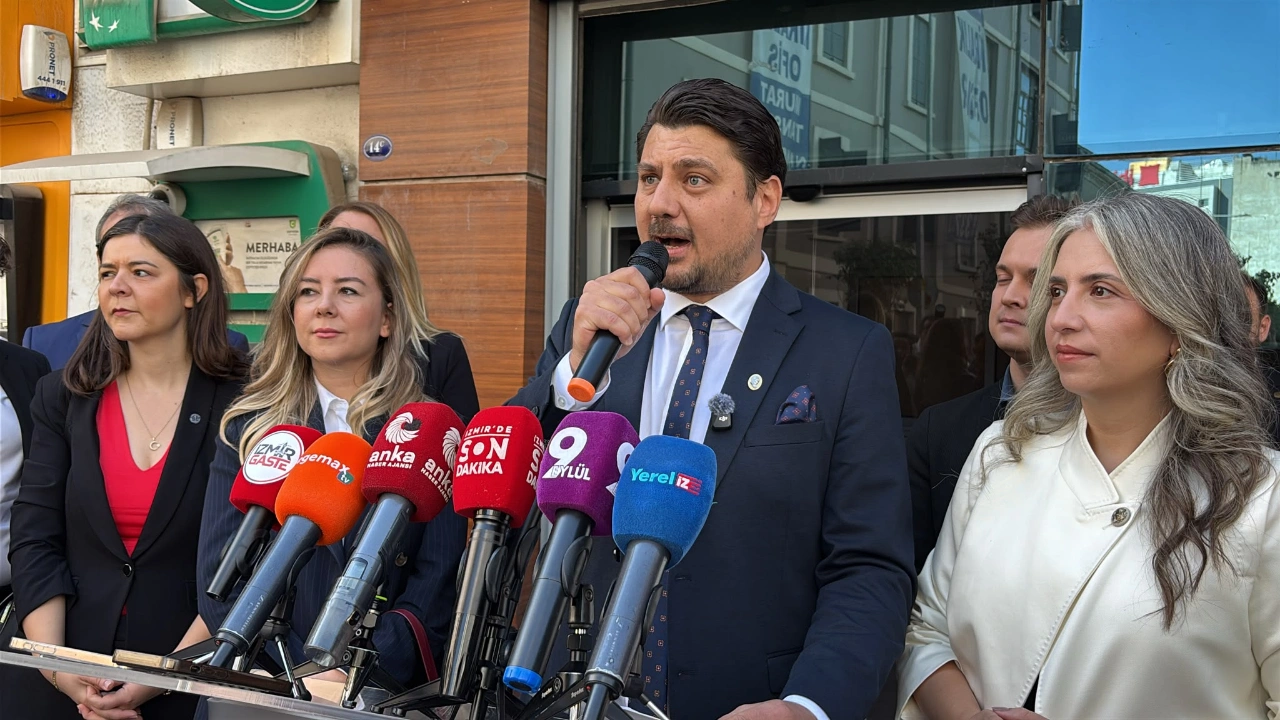Izmir Barosu Nun Yeni Baskani Mazbatasini Aldi Yenibakishaber (2)