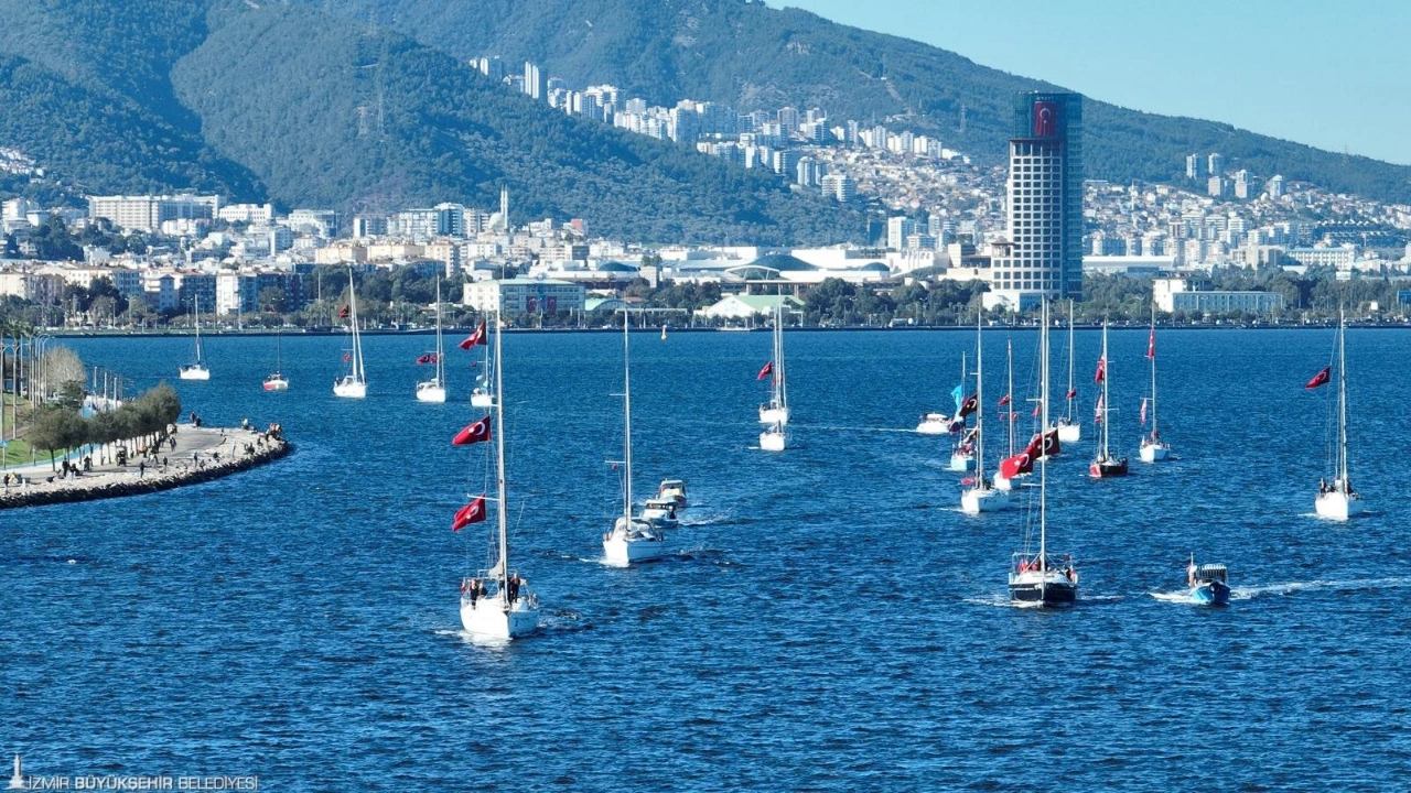 Izmir Cumhuriyet In 103 Yenibakishaber (4)
