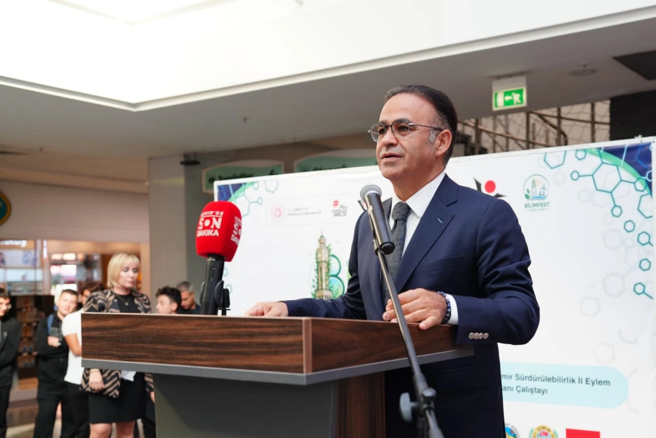 Izmir De Bilim Soleni Basladi Ogrenciler Deneyerek Ogrenecek Yenibakishaber (2)