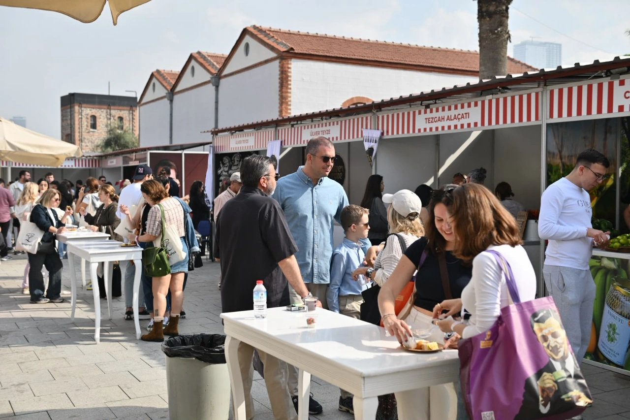Izmir De Gastronomi Soleni Lezzetler Hafizalari Tazeledi Yenibakishaber (1)