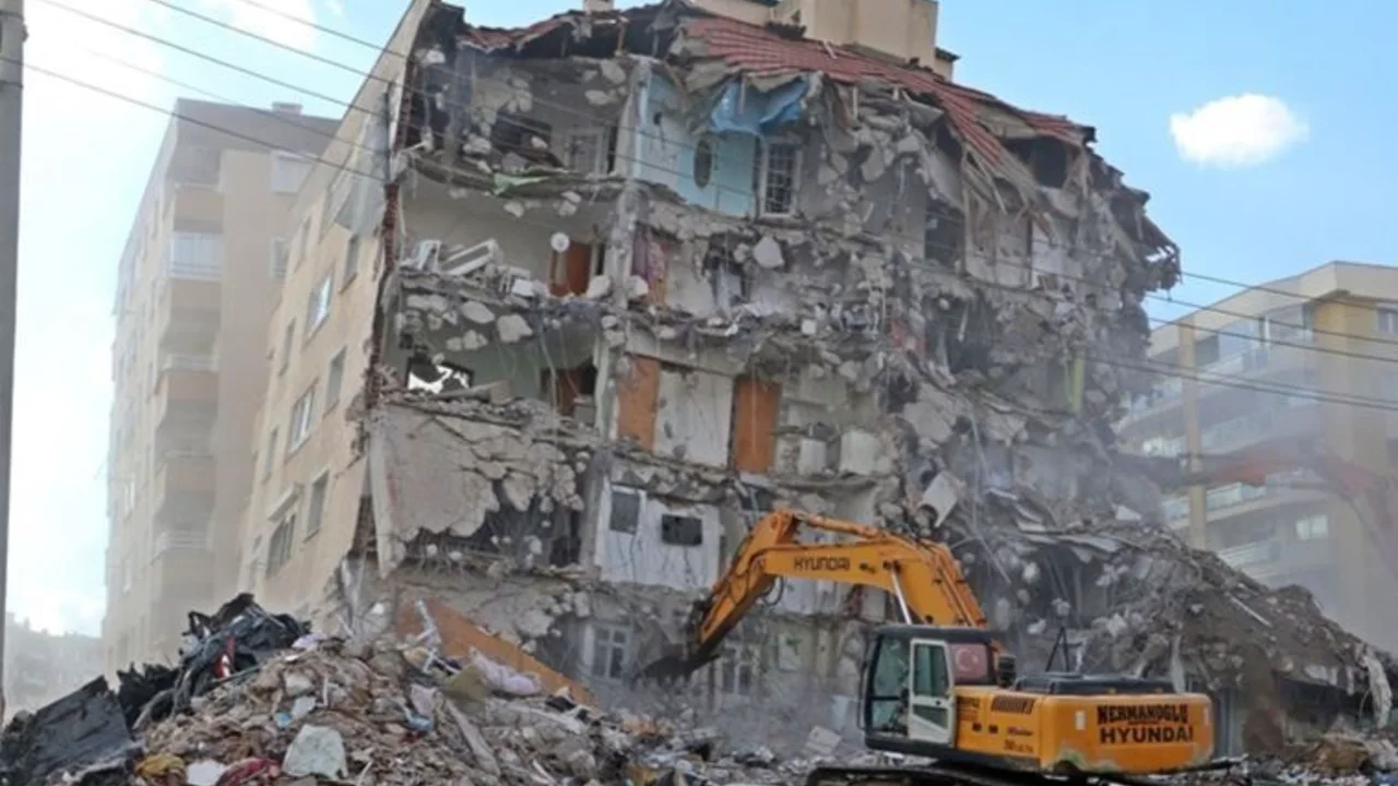 Izmir Depreminde 6 Yil Geride Kaldi Ege Kooptan Hayati Donusum Cagrisi (1)