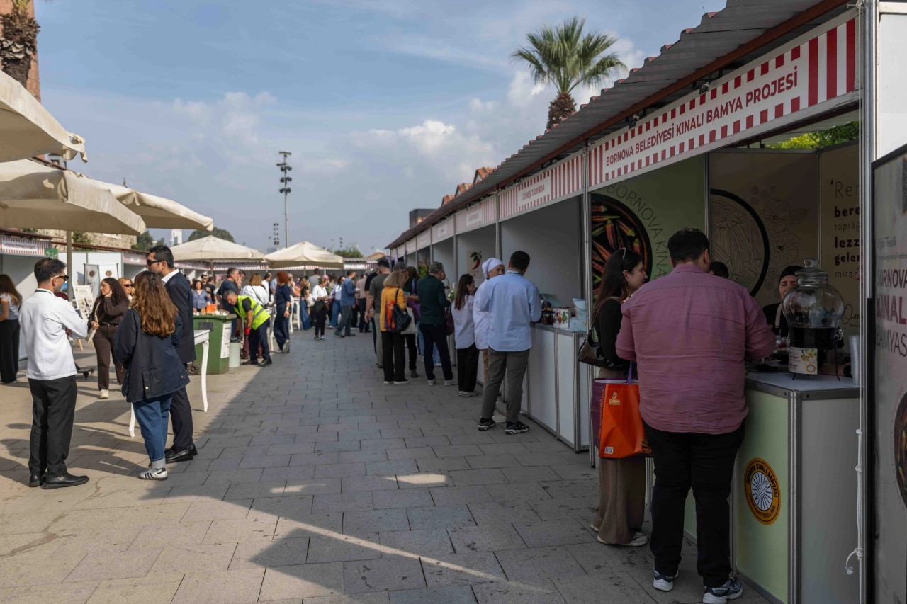 Izmir Gastrofest Te Bornova Ruzgari Kinali Bamya Ya Yogun Ilgi Yenibakishaber