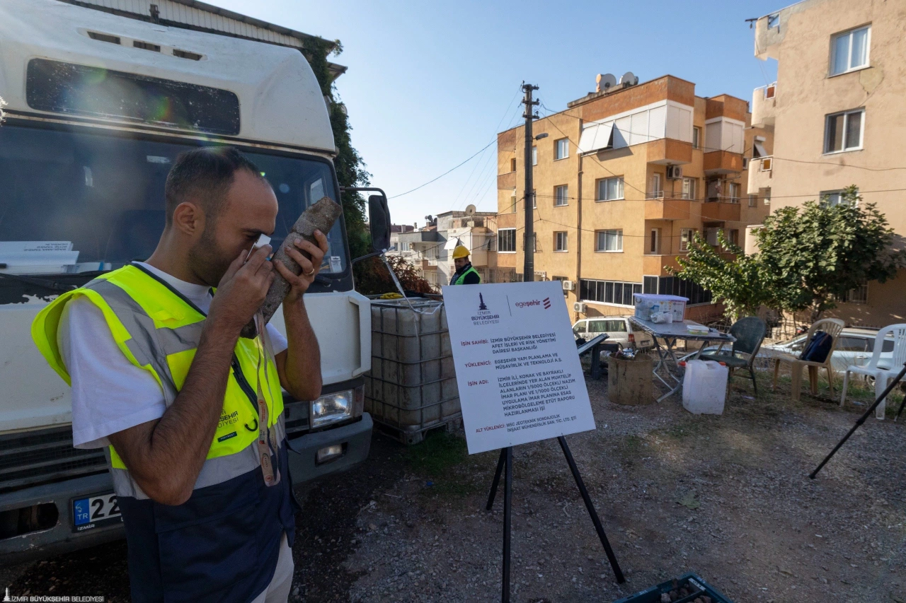 Izmir In Yer Alti Mercek Altinda Deprem Haritasi Sekilleniyor Yenibakishaber (1)